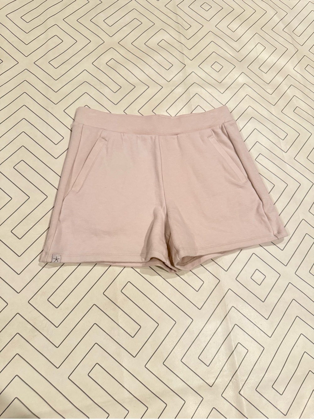 NWT Barefoot Dreams Cream Lounge Shorts